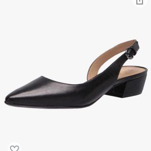 Naturalizer Banks Slingback Pumps - size 7, black